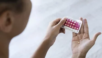 পিল বন্ধ করার পরও গর্ভে সন্তান না এলে কী করবেন?