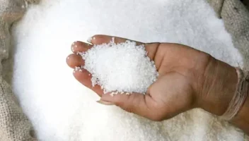দৈনিক কতটুকু চিনি খেতে পারবেন?