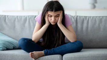 মানসিক সমস্যা ও চাপ দূর করার সহজ কিছু উপায়